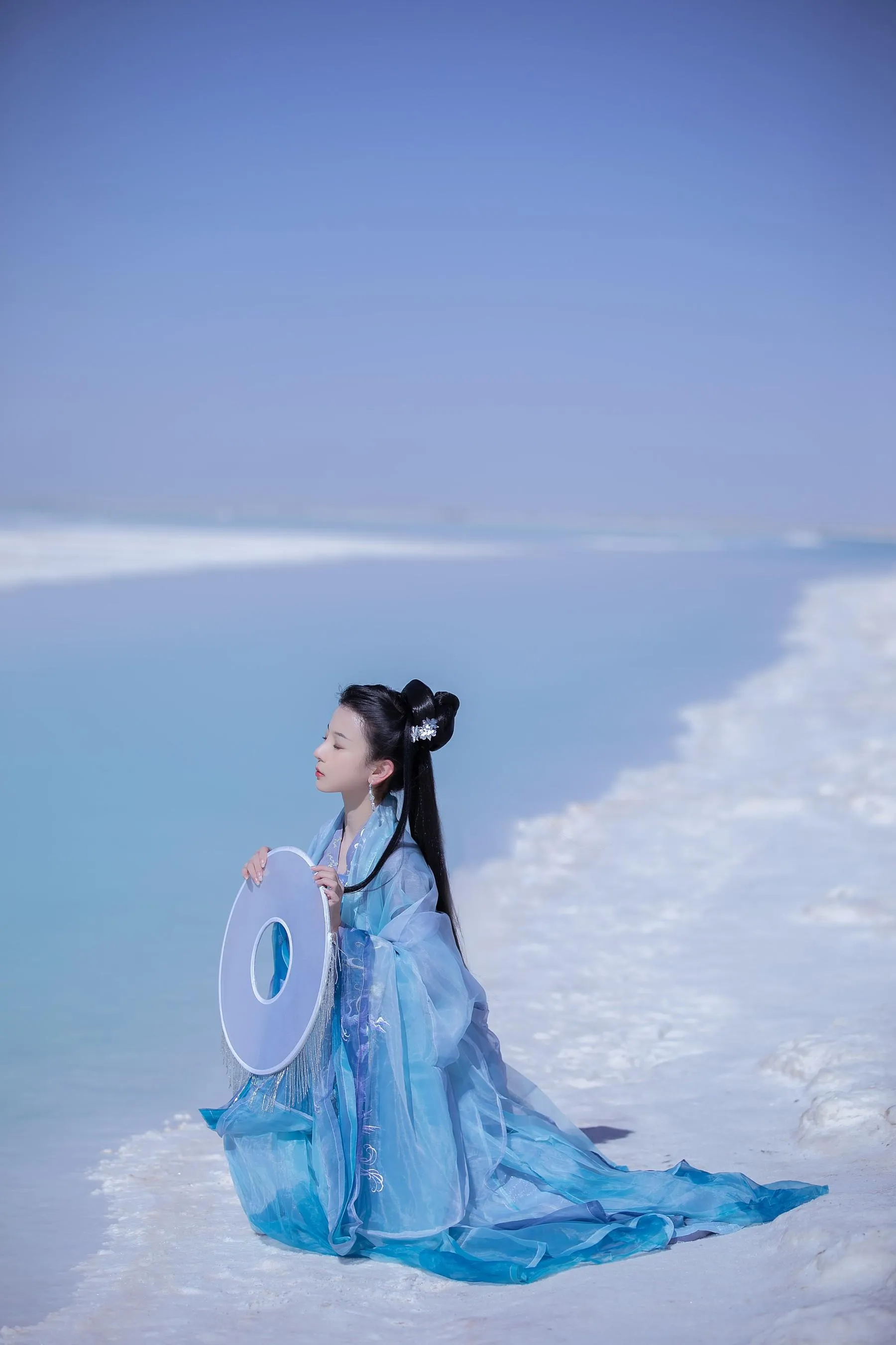 [YITUYU艺图语]2022.08.13 风铃响，故人归 小猫里奈 [22P]插图6
